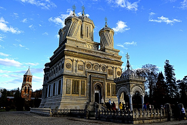 Arhitectura românească